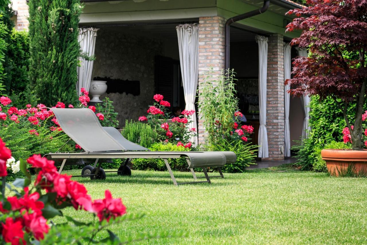 B&B A Ca' Minore Franciacorta Passirano Exterior foto